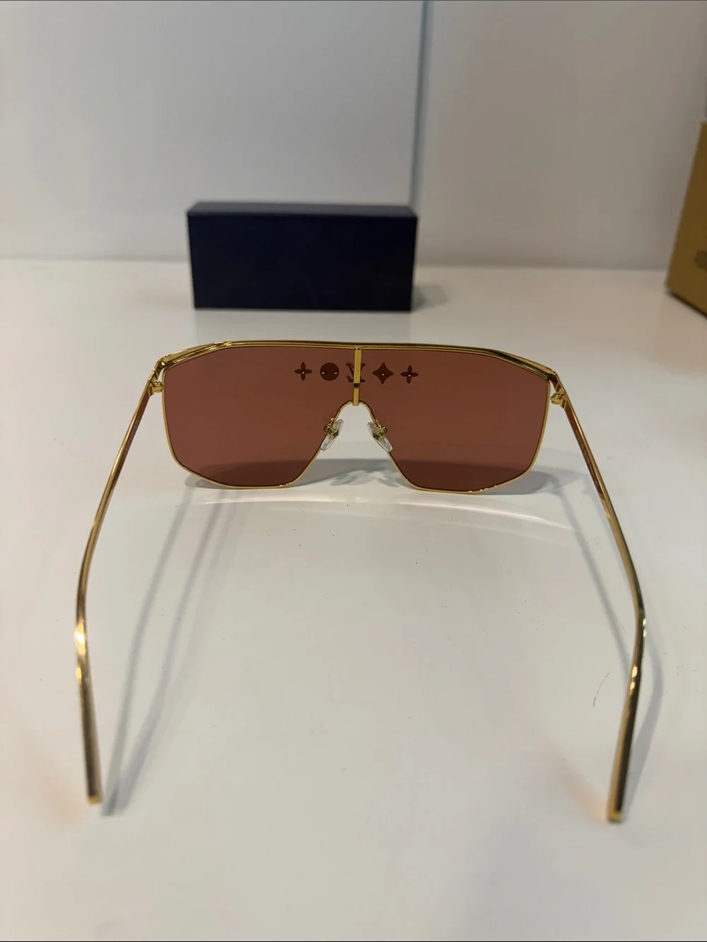 Like new women’s Louis Vuitton Gold Frame Brown Lens Women's Shield Sunglasses